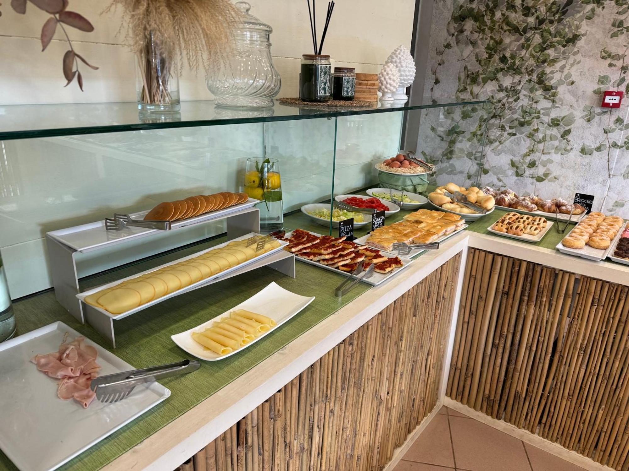 Csa Hotel Beach & Park Marina Di Bibbona Esterno foto